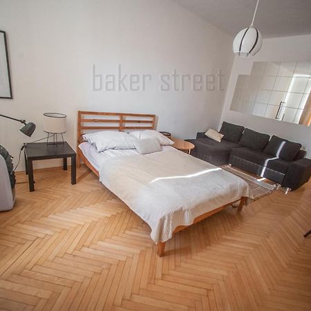 One Bedroom Apartment Close To Prague Castle المظهر الخارجي الصورة